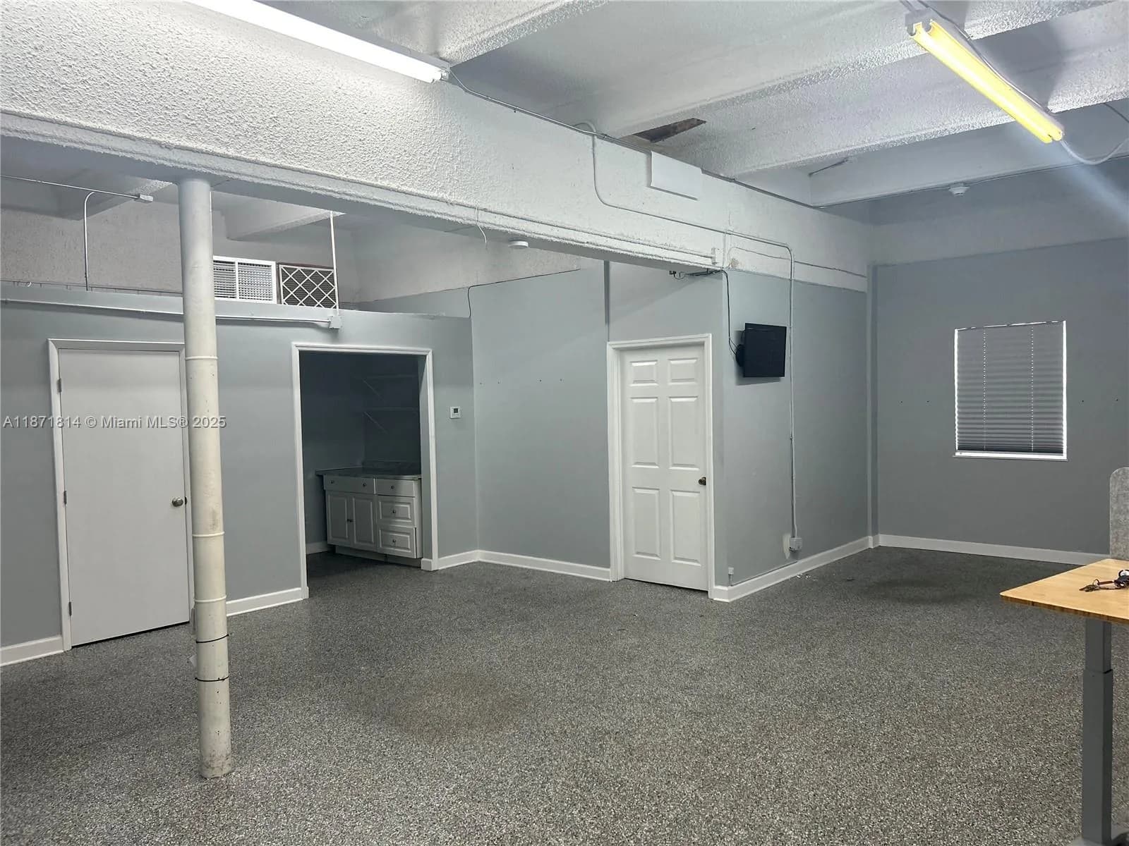 2000 N Dixie Hwy, Hollywood FL 33020