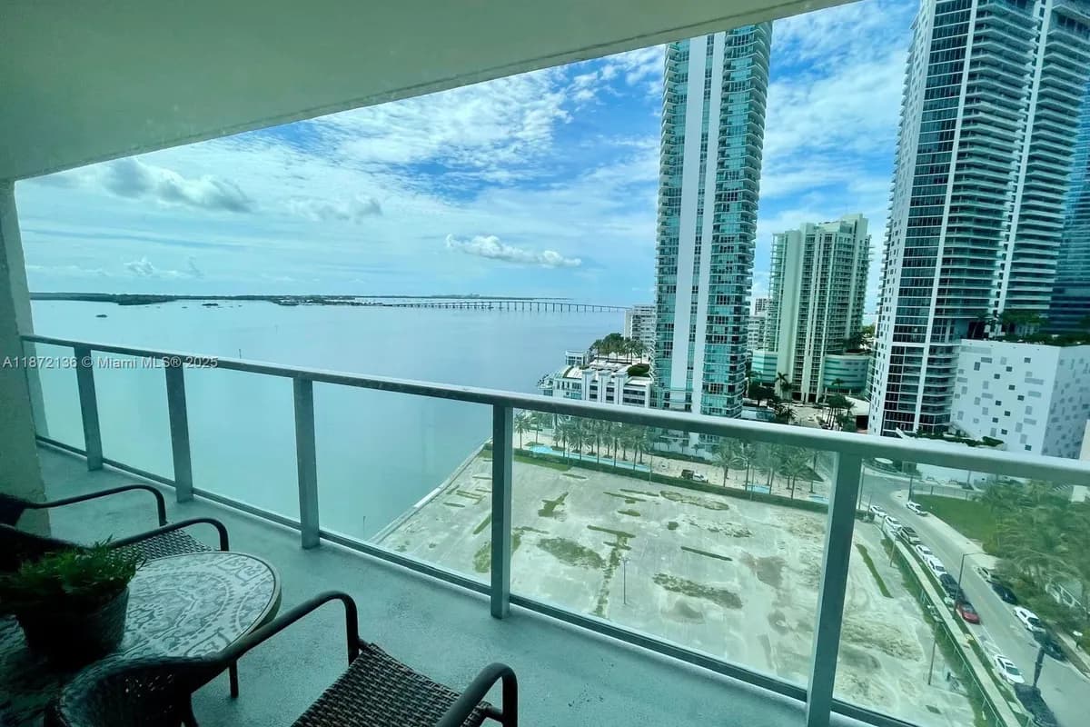 1155 Brickell Bay Dr # 1805, Miami FL 33131