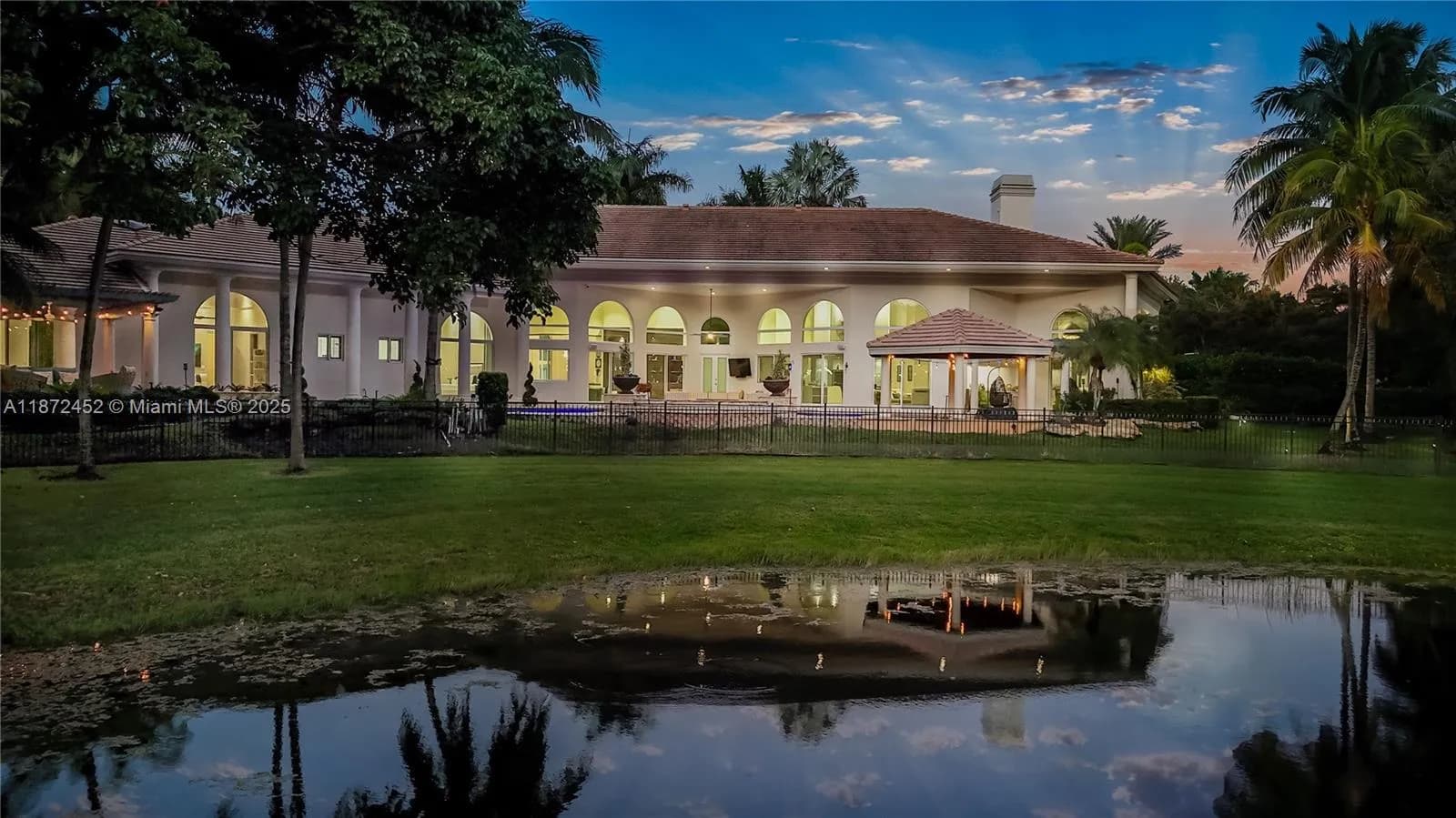 3502 Derby Ln, Weston FL 33331