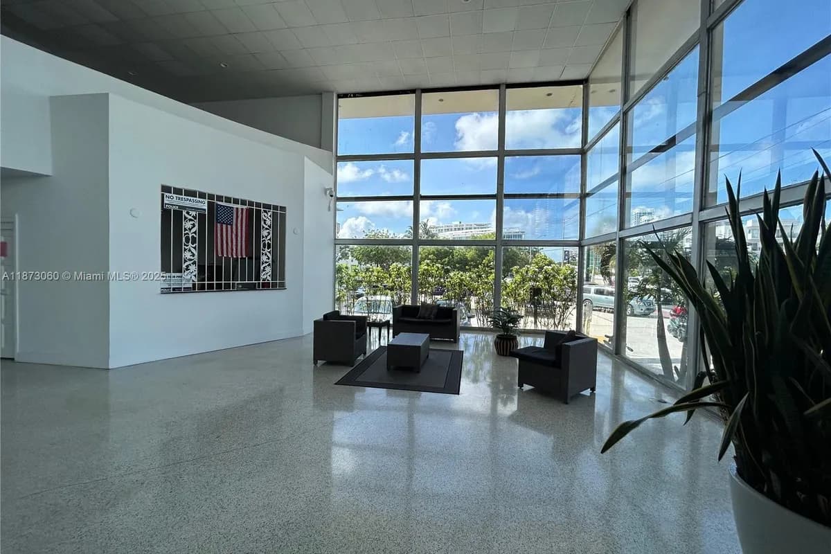 6484 Indian Creek Dr # 303, Miami Beach FL 33141