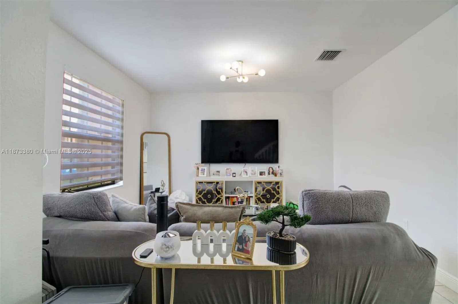 8936 W 35th Ln, Hialeah FL 33018