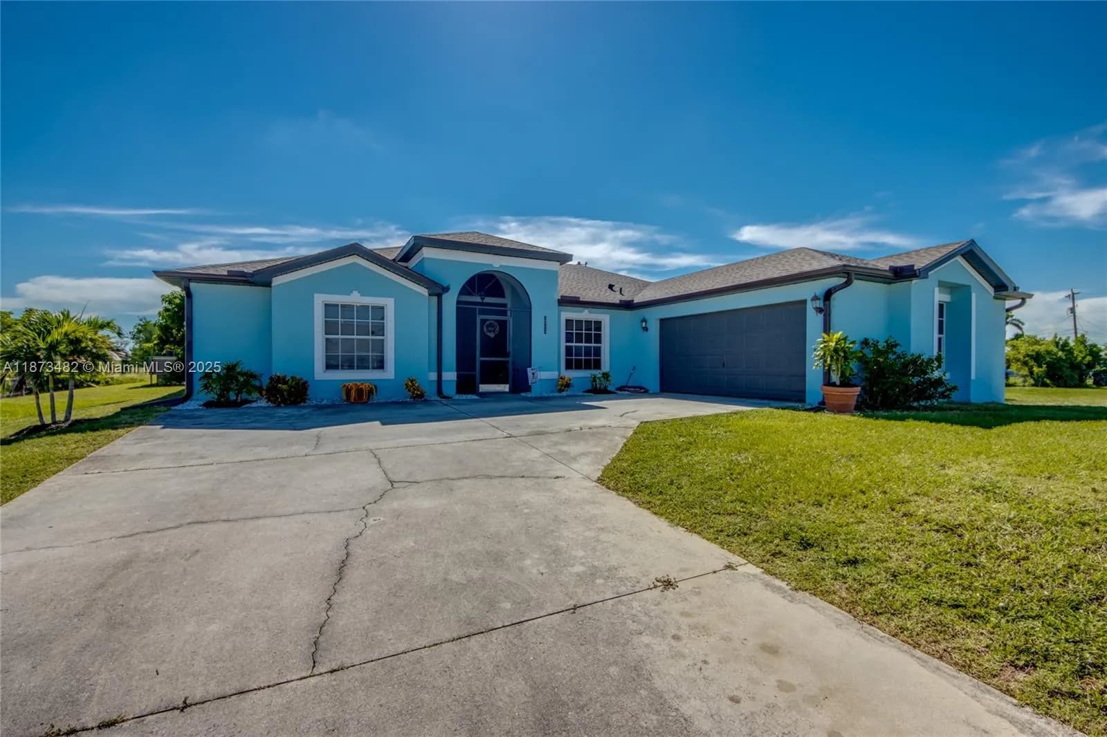 2613 SW 7th Place, Cape Coral FL 33914