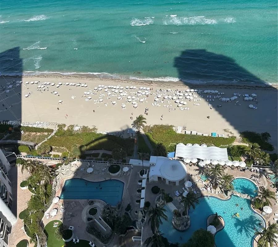 18001 Collins Ave # 907, Sunny Isles Beach FL 33160