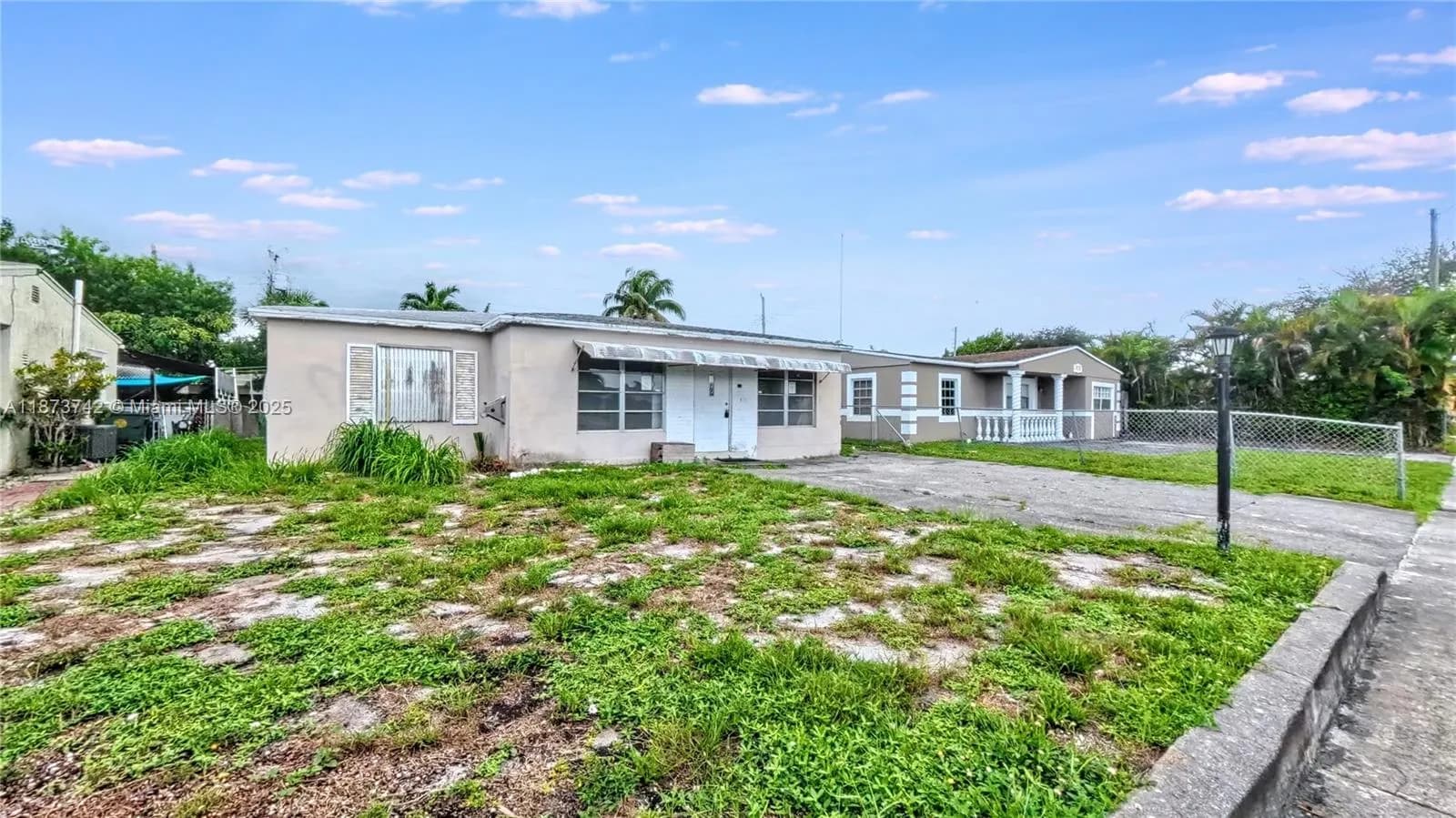 410 NW 52 St, Oakland Park FL 33309