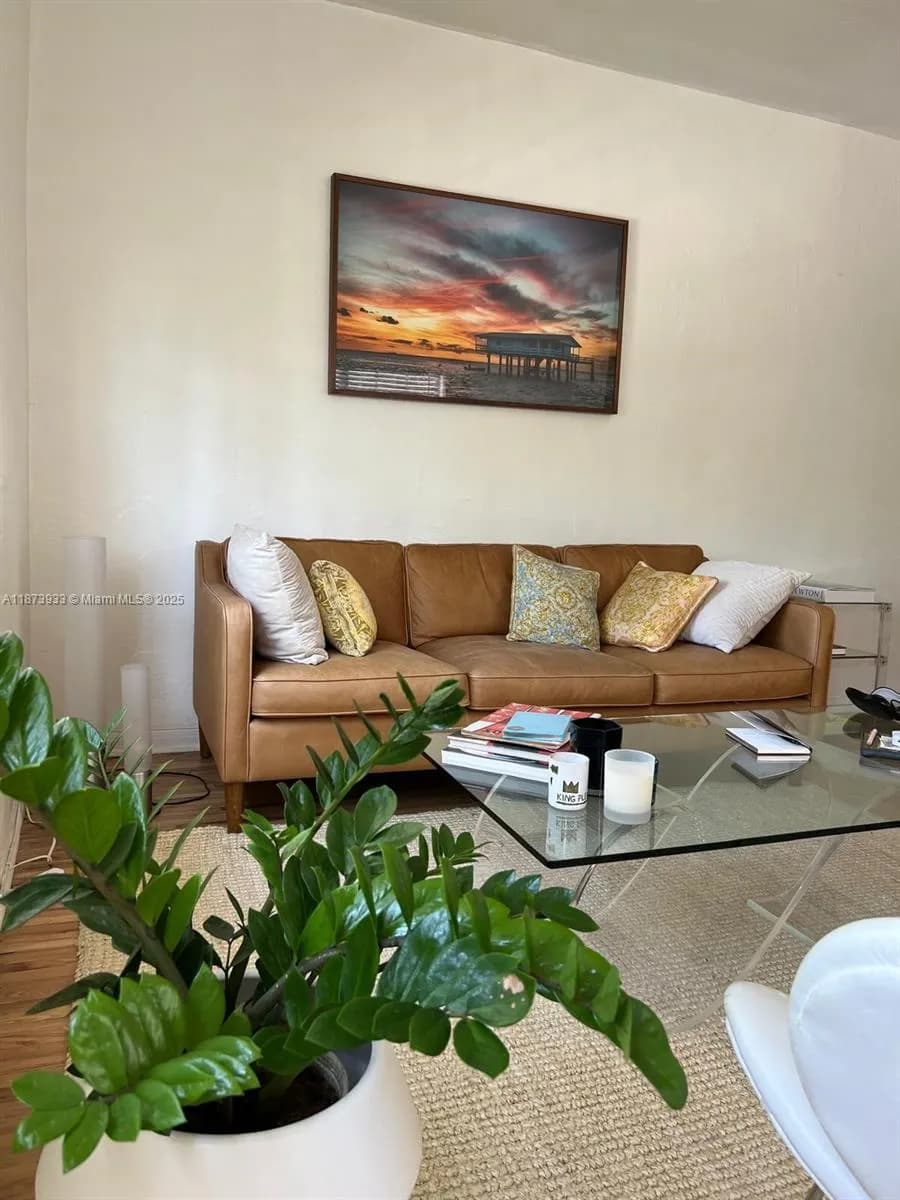 1551 Michigan Ave # 8, Miami Beach FL 33139