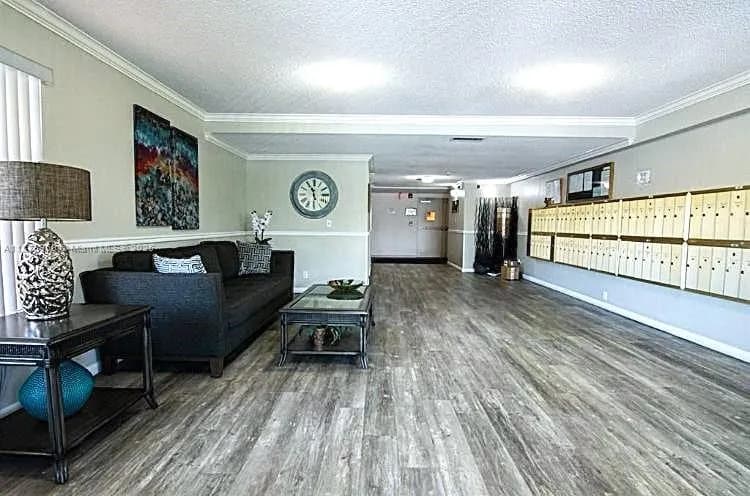 22605 SW 66th Ave # 409, Boca Raton FL 33428