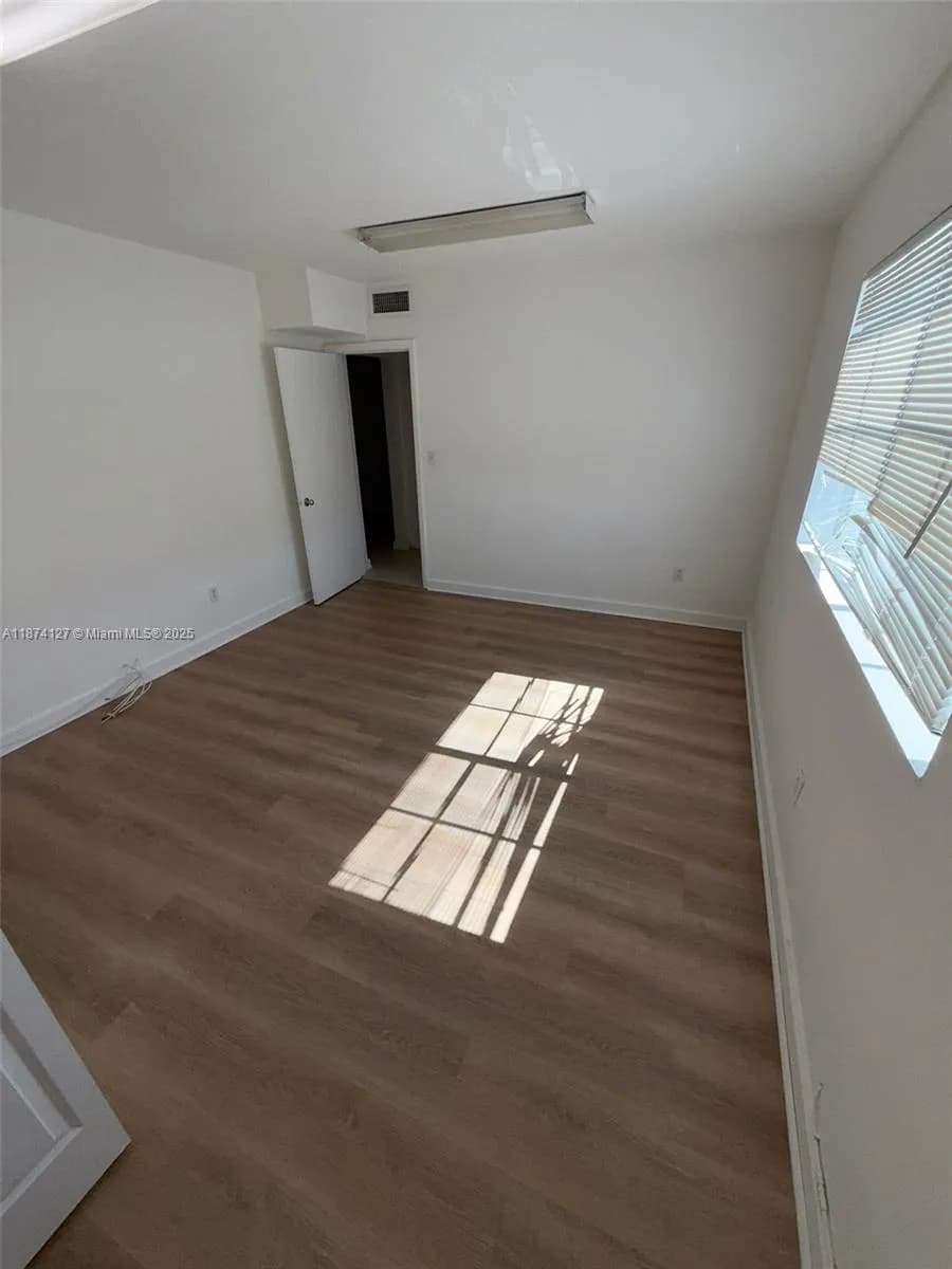 13700 NE 6th Ave # 201, North Miami FL 33161