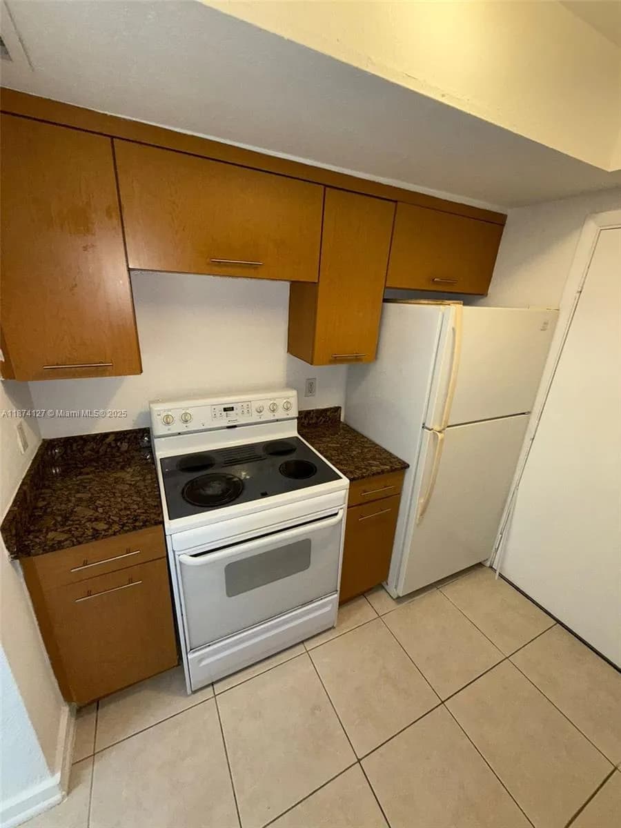 13700 NE 6th Ave # 201, North Miami FL 33161