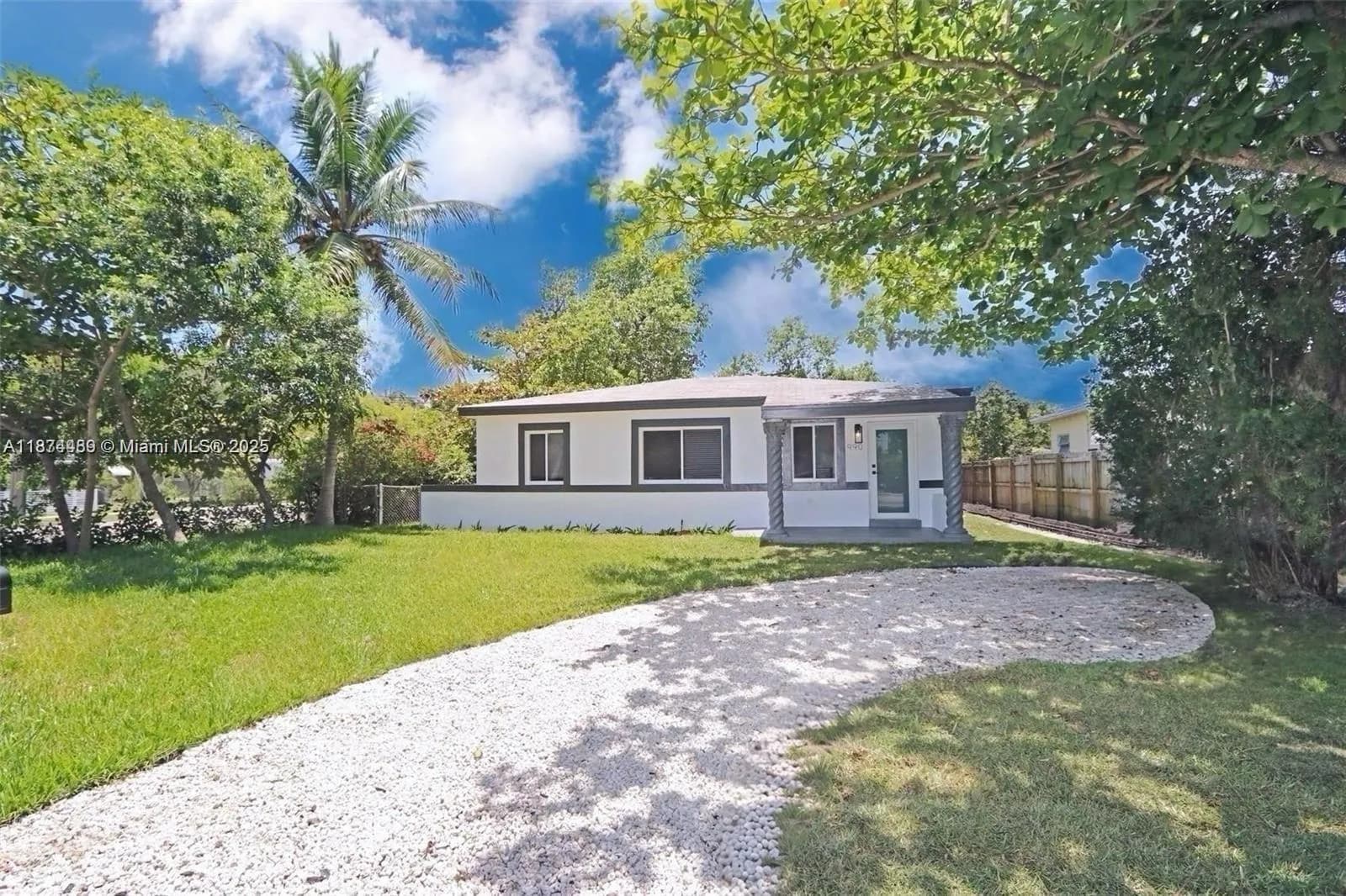 3 bedroom 1 bath for sale at 990 NE 159th St, North Miami Beach FL 33162