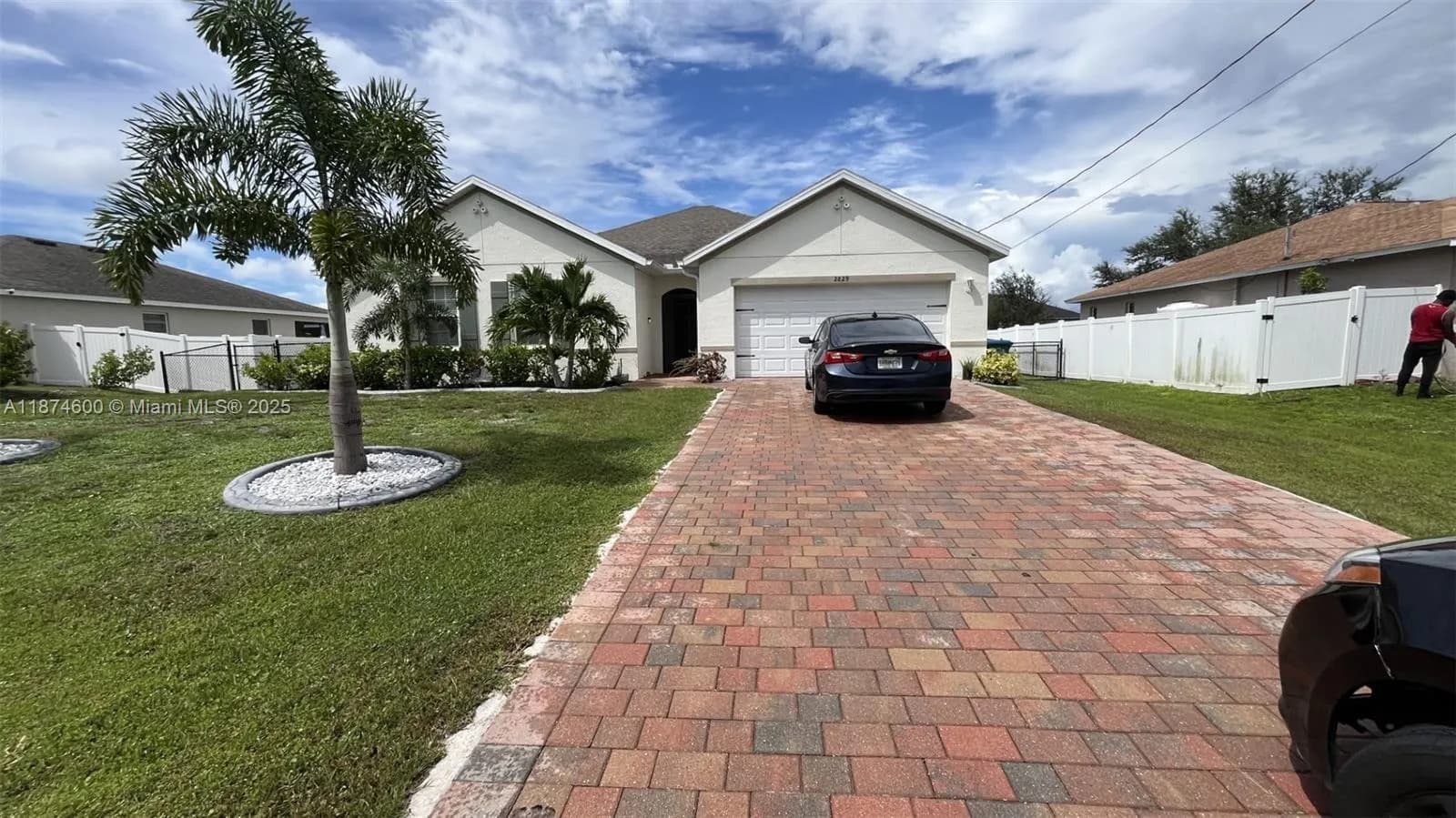 2829 NW 7 TERRACE, Cape Coral FL 33993