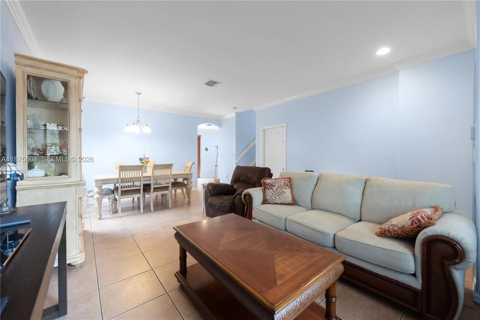 1316 SE 18th Ter, Homestead FL 33035