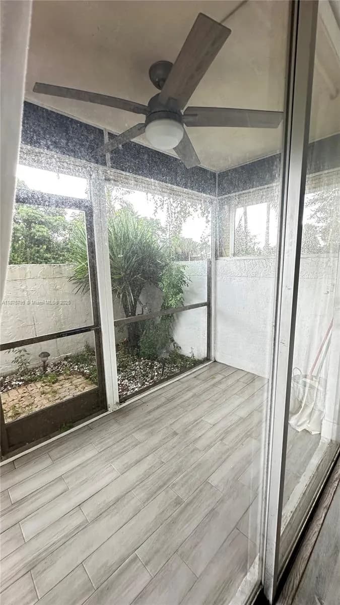 7100 NW 17 # 111, Plantation FL 33313