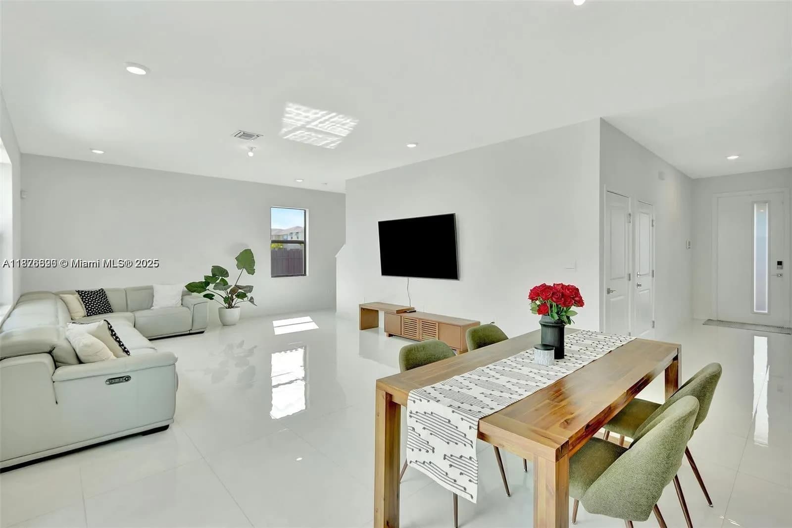 12973 SW 266th ter, Homestead FL 33032