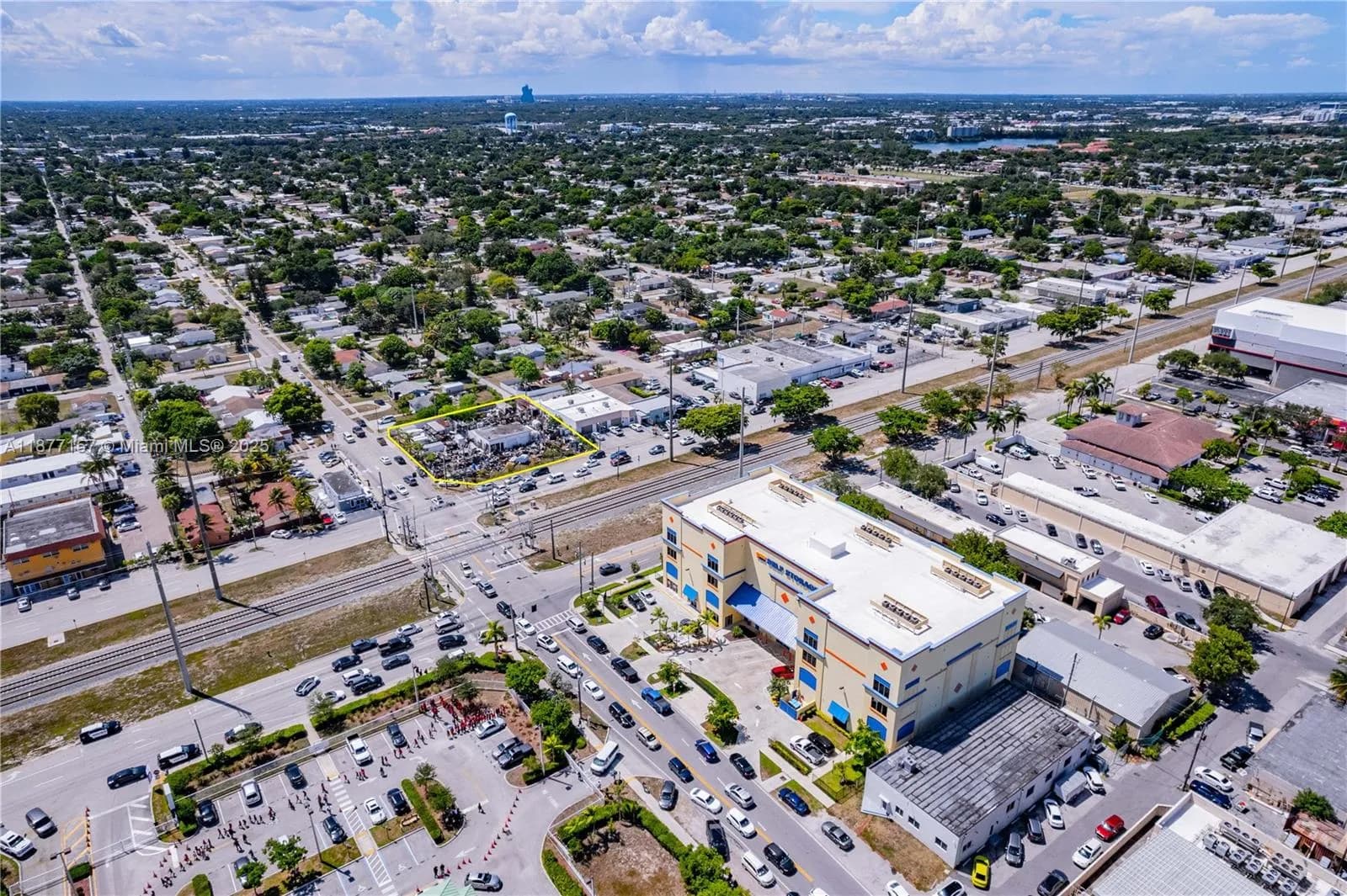 1708 N Dixie Hwy, Hollywood FL 33020