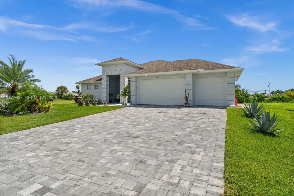 2623 SW 21st AVE, Cape Coral FL 33914
