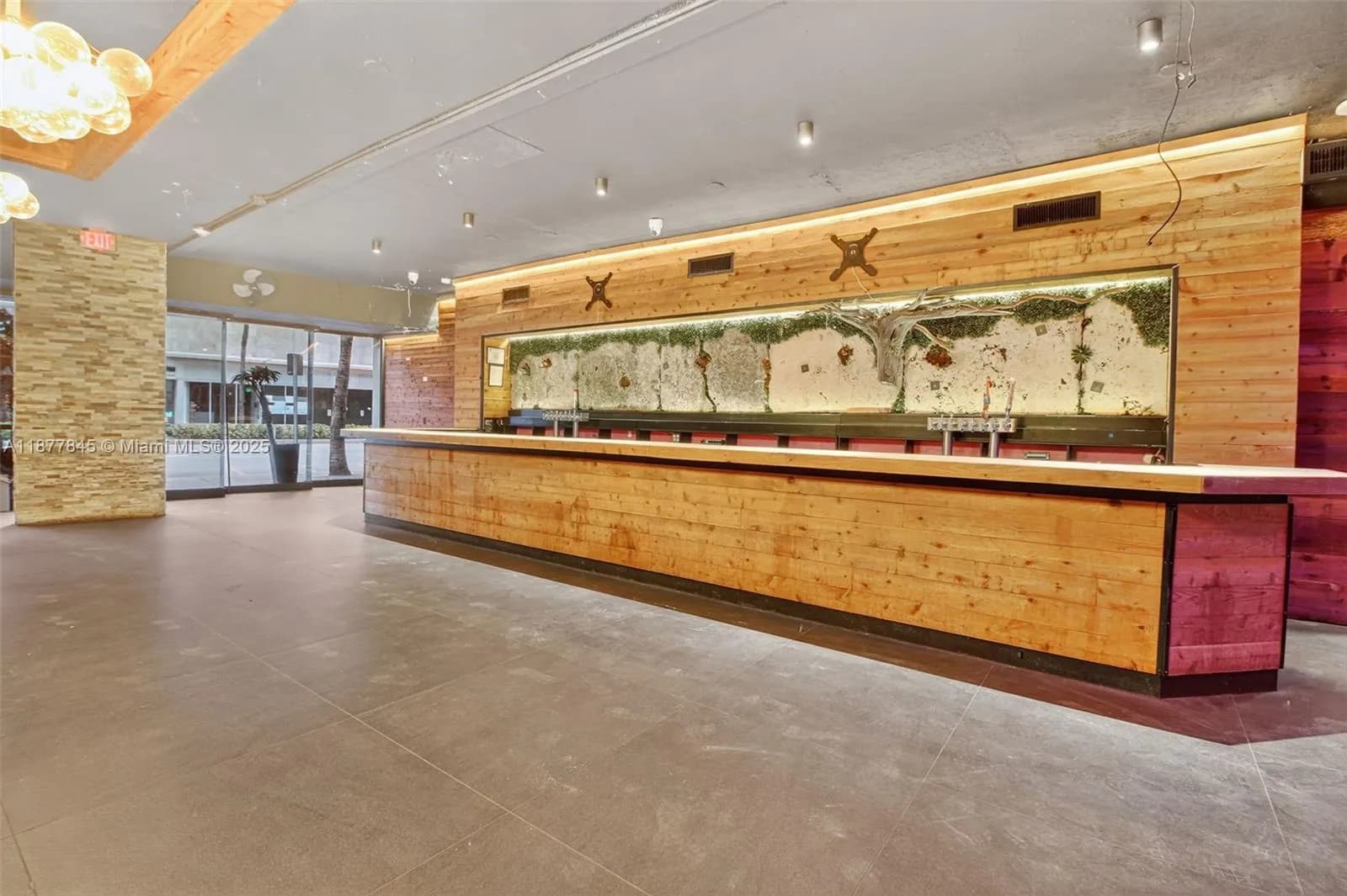 1216 Washington AVE, Miami Beach FL 33139