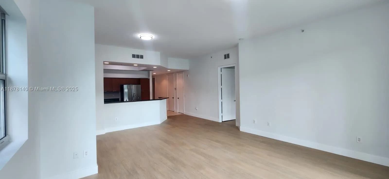 15051 Royal Oaks Ln # 106, North Miami FL 33181