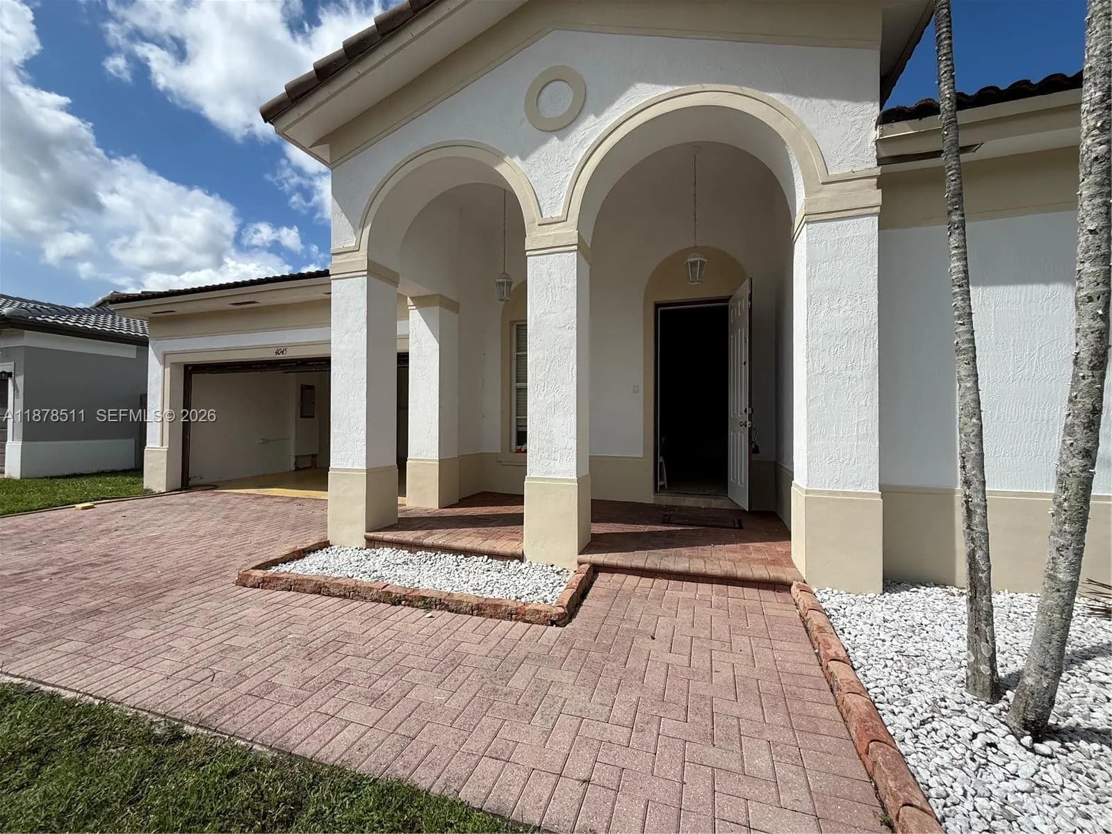 4045 NE 15th St, Homestead FL 33033