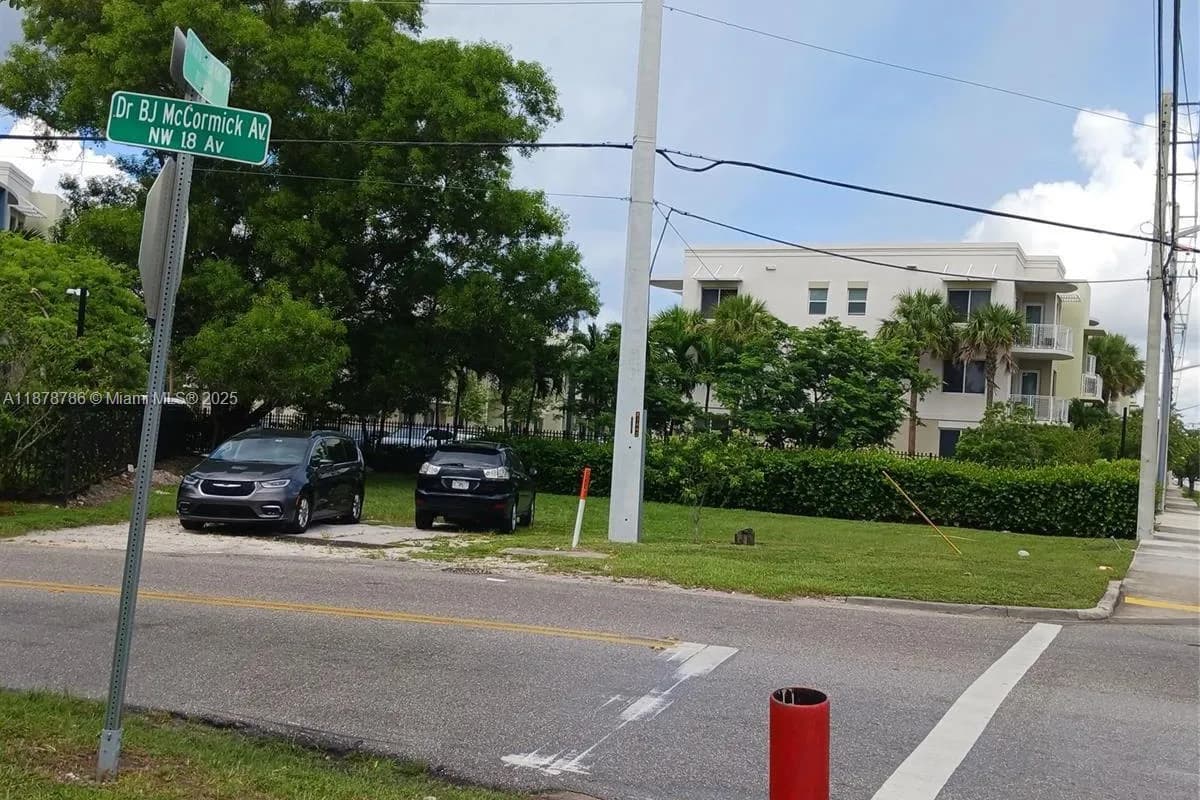 1800 Dr Martin Luther King Jr Blvd, Pompano Beach FL 33069