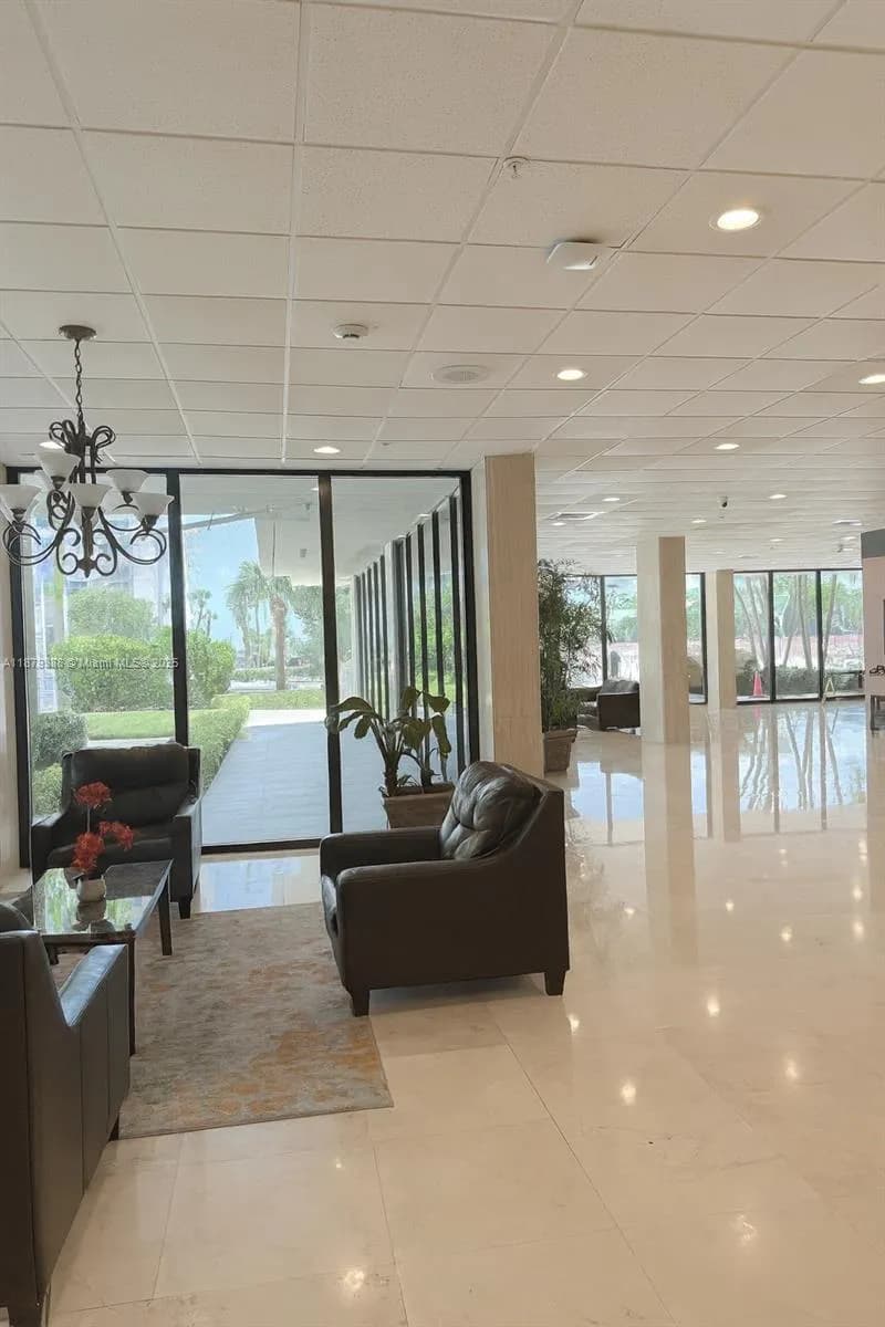 400 Kings Point Dr # 224, Sunny Isles Beach FL 33160