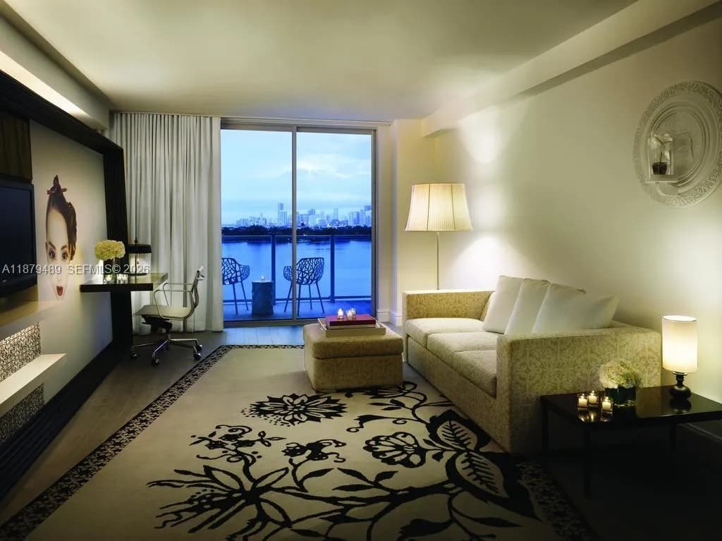 1100 West Ave # 1510, Miami Beach FL 33139