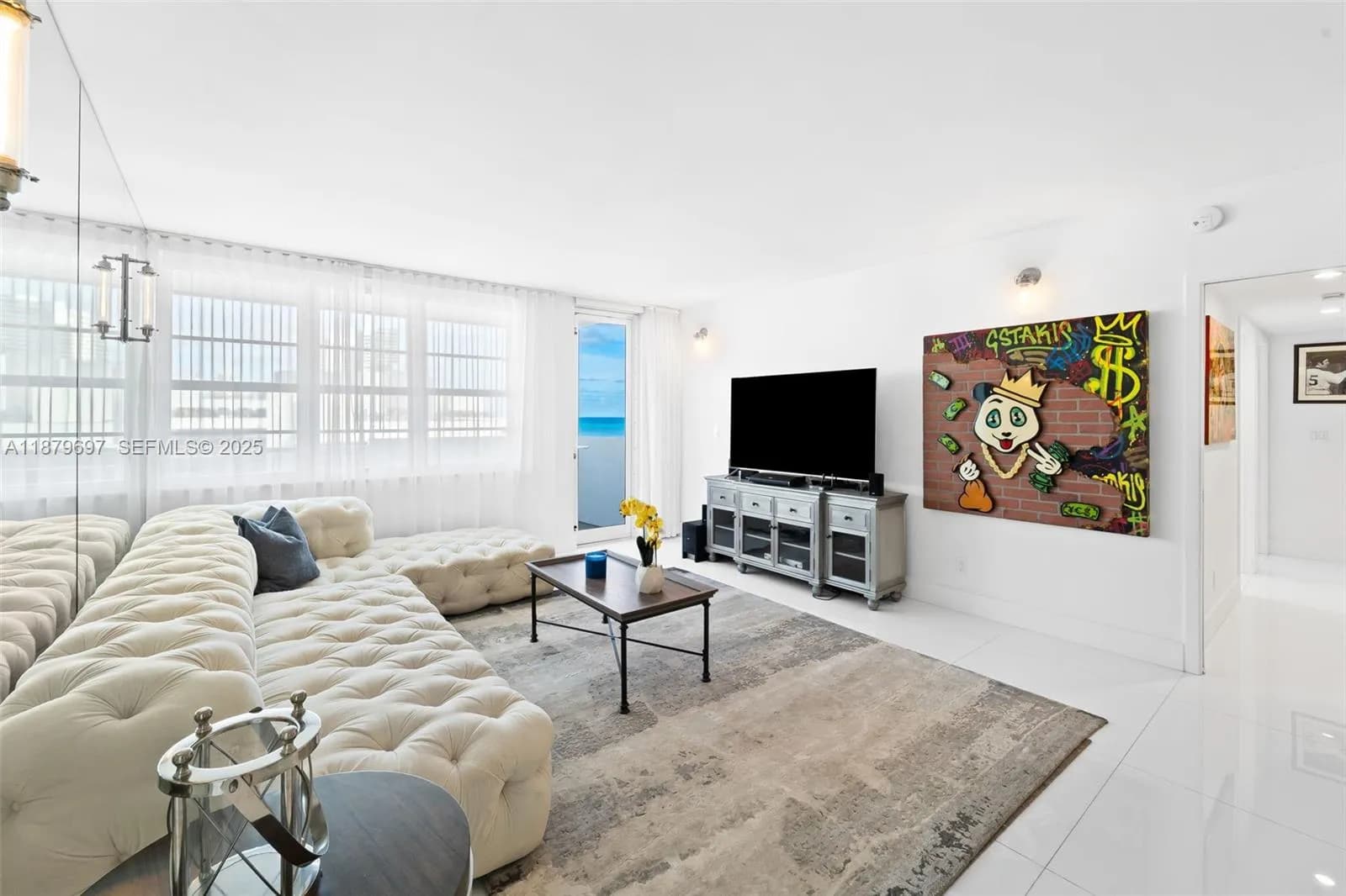 100 Lincoln Rd, Miami Beach FL 33139