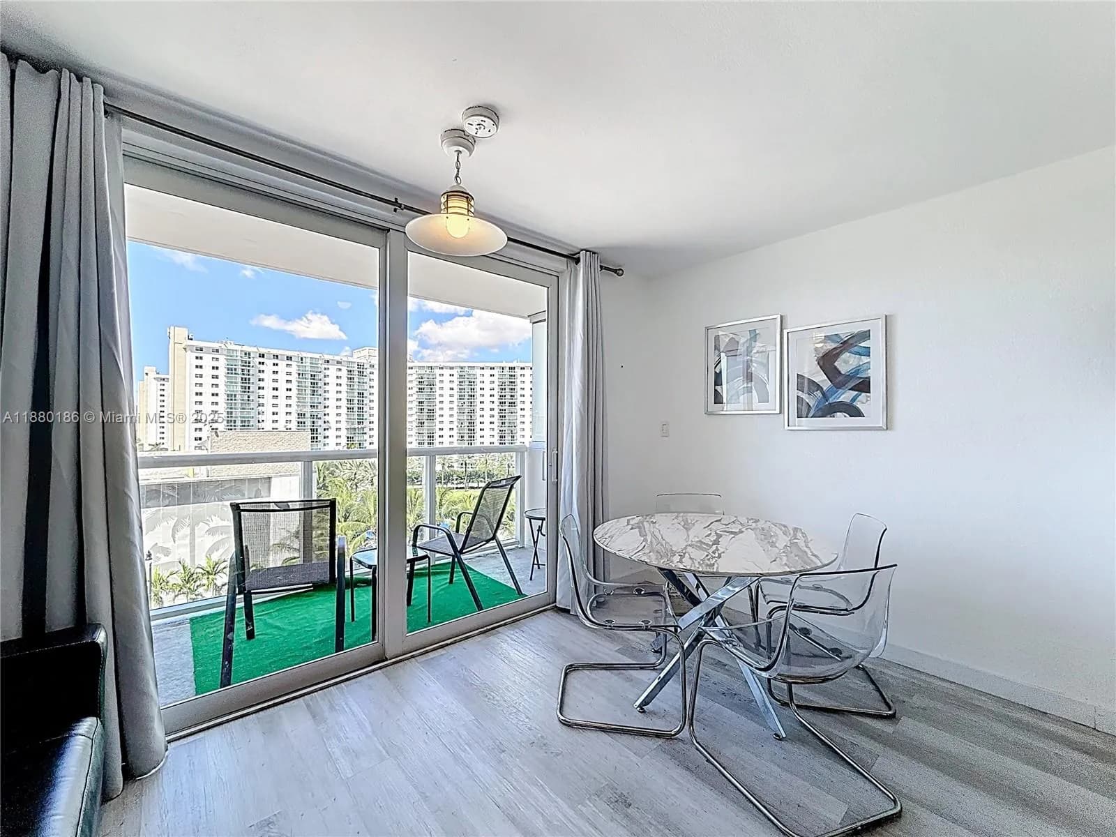 19201 Collins Ave # 636, Sunny Isles Beach FL 33160