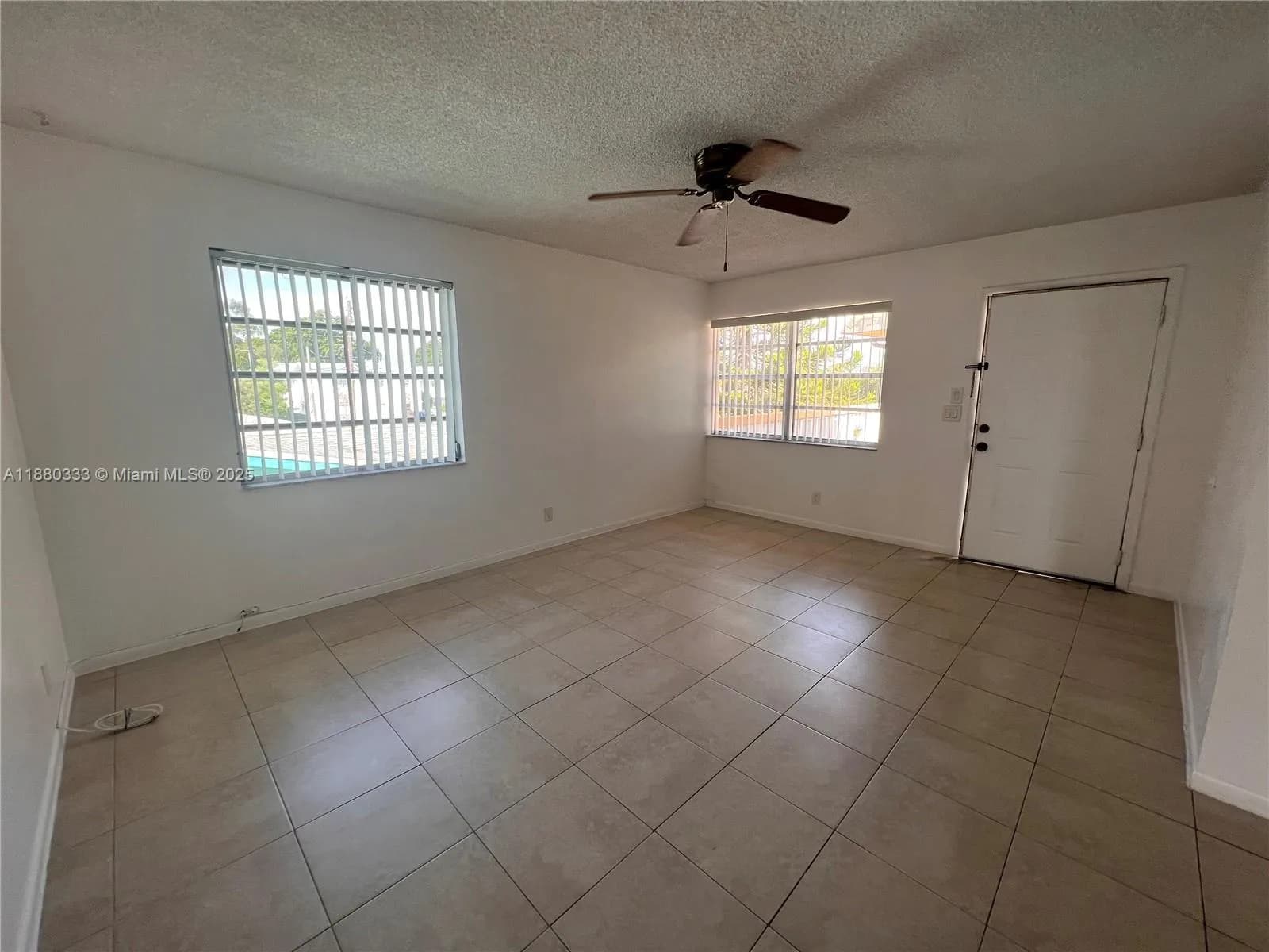 410 SE 4th Ave # 6, Hallandale Beach FL 33009