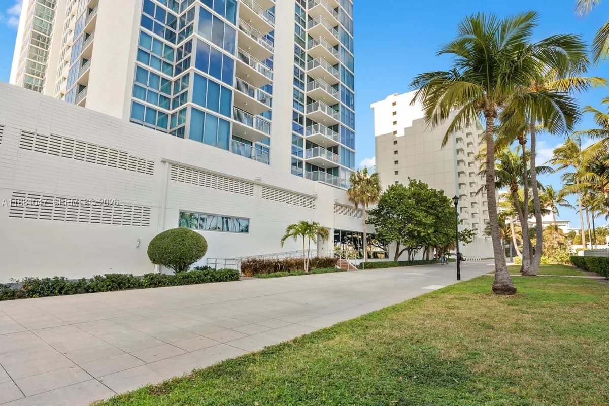 2655 Collins Ave # 510, Miami Beach FL 33140