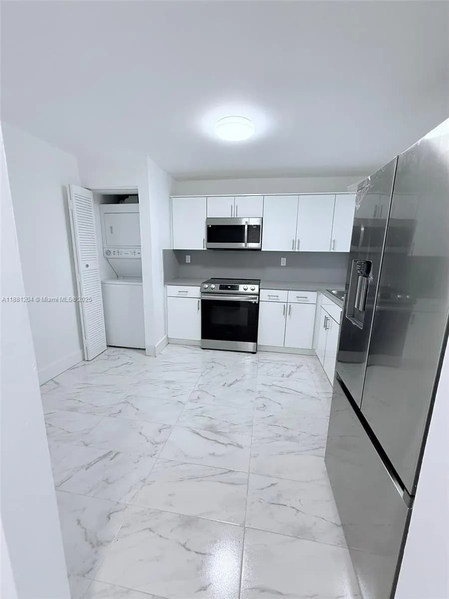 1925 Brickell Ave # D610, Miami FL 33129