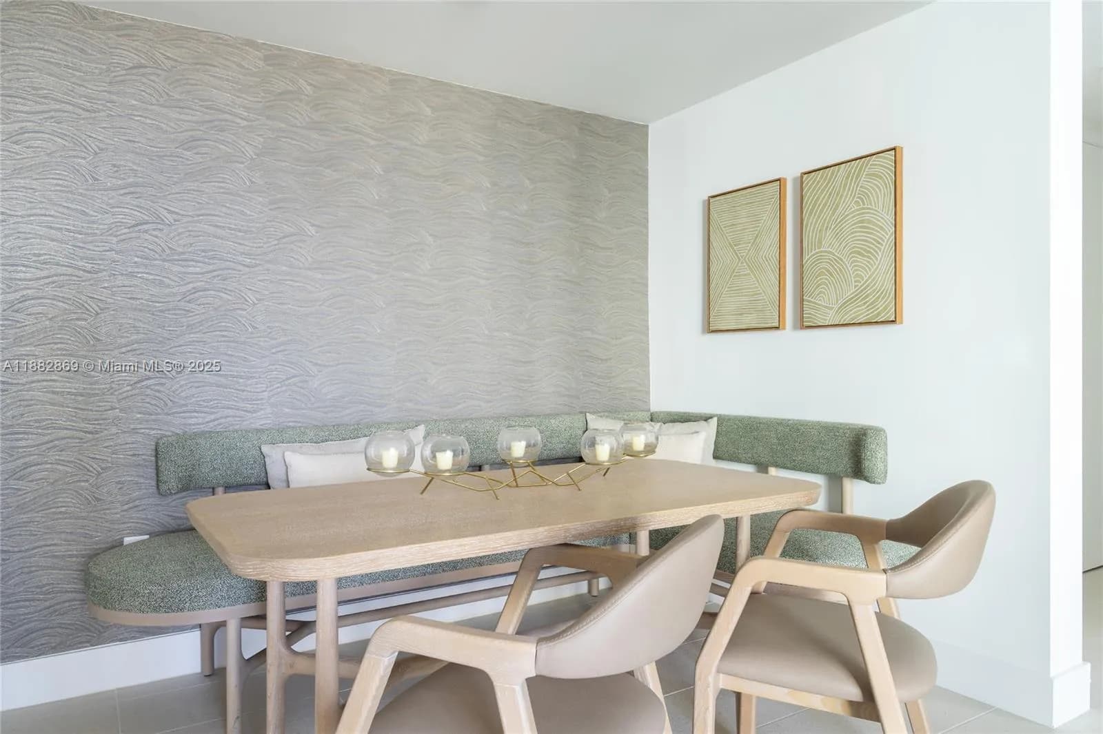 159 NE 6th St # 3301, Miami FL 33132