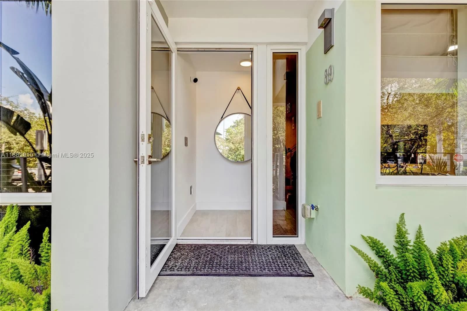 89 N Shore Dr, Miami Beach FL 33141