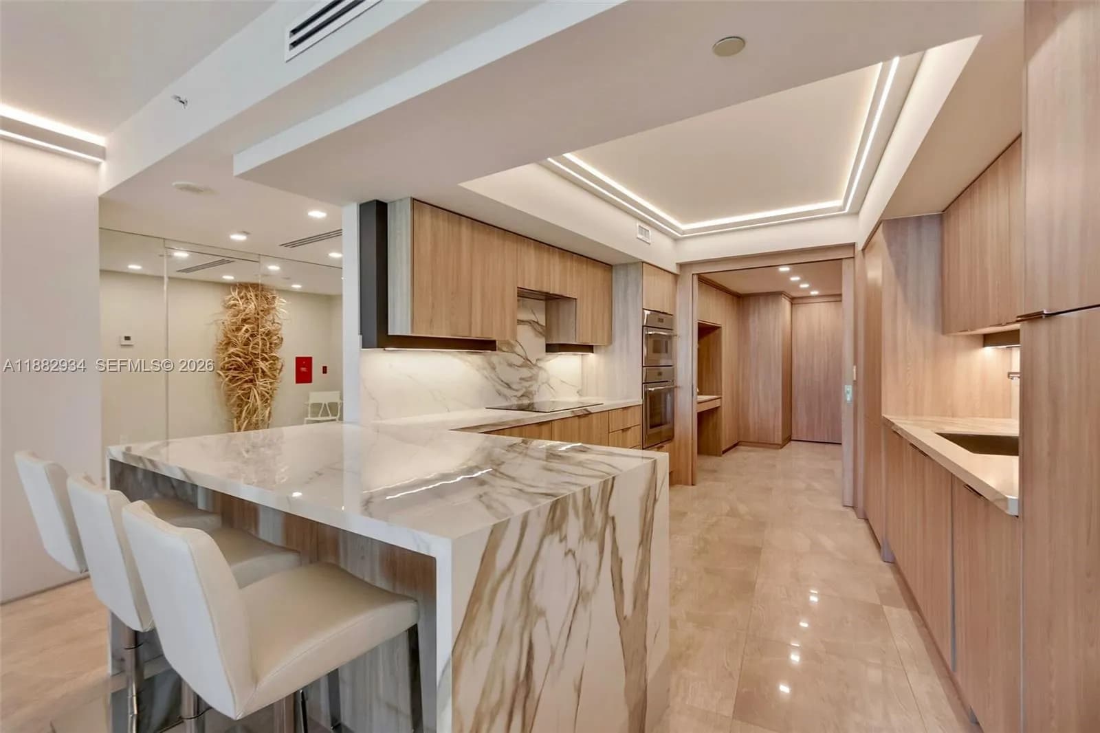 1455 Ocean Dr # 811, Miami Beach FL 33139