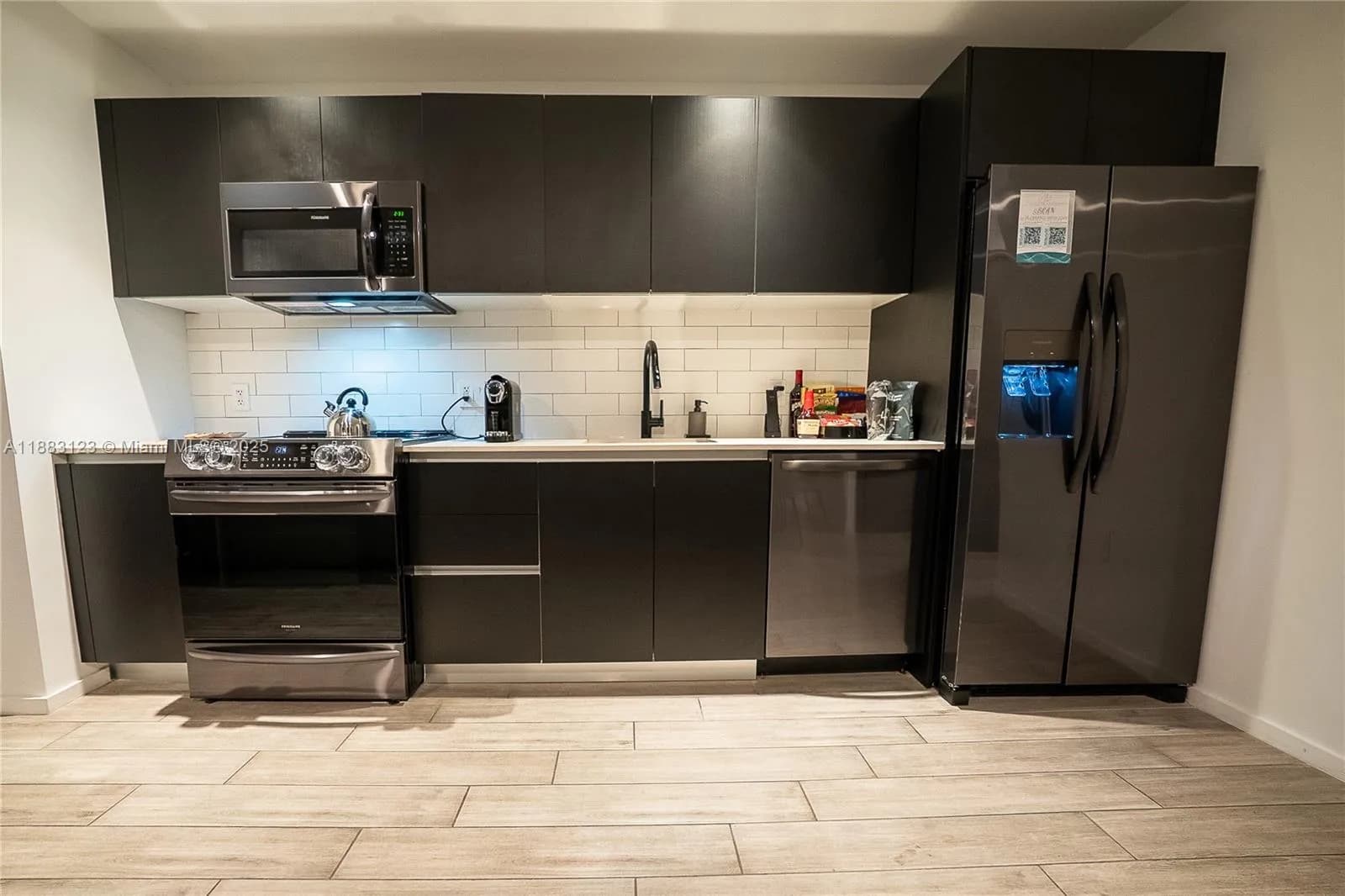 398 NE 5th St # 1615, Miami FL 33132