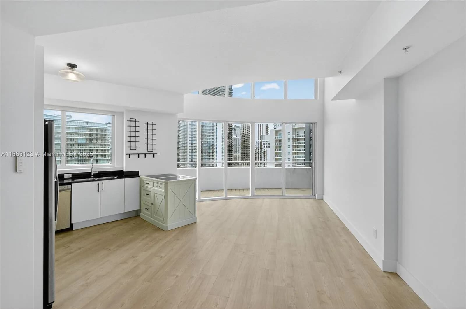 60 SW 13th St # 3026, Miami FL 33130