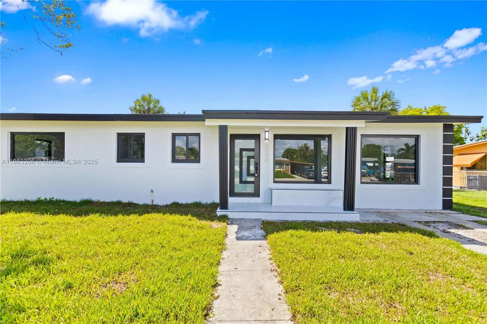 1042 NW 13th St, Fort Lauderdale FL 33311