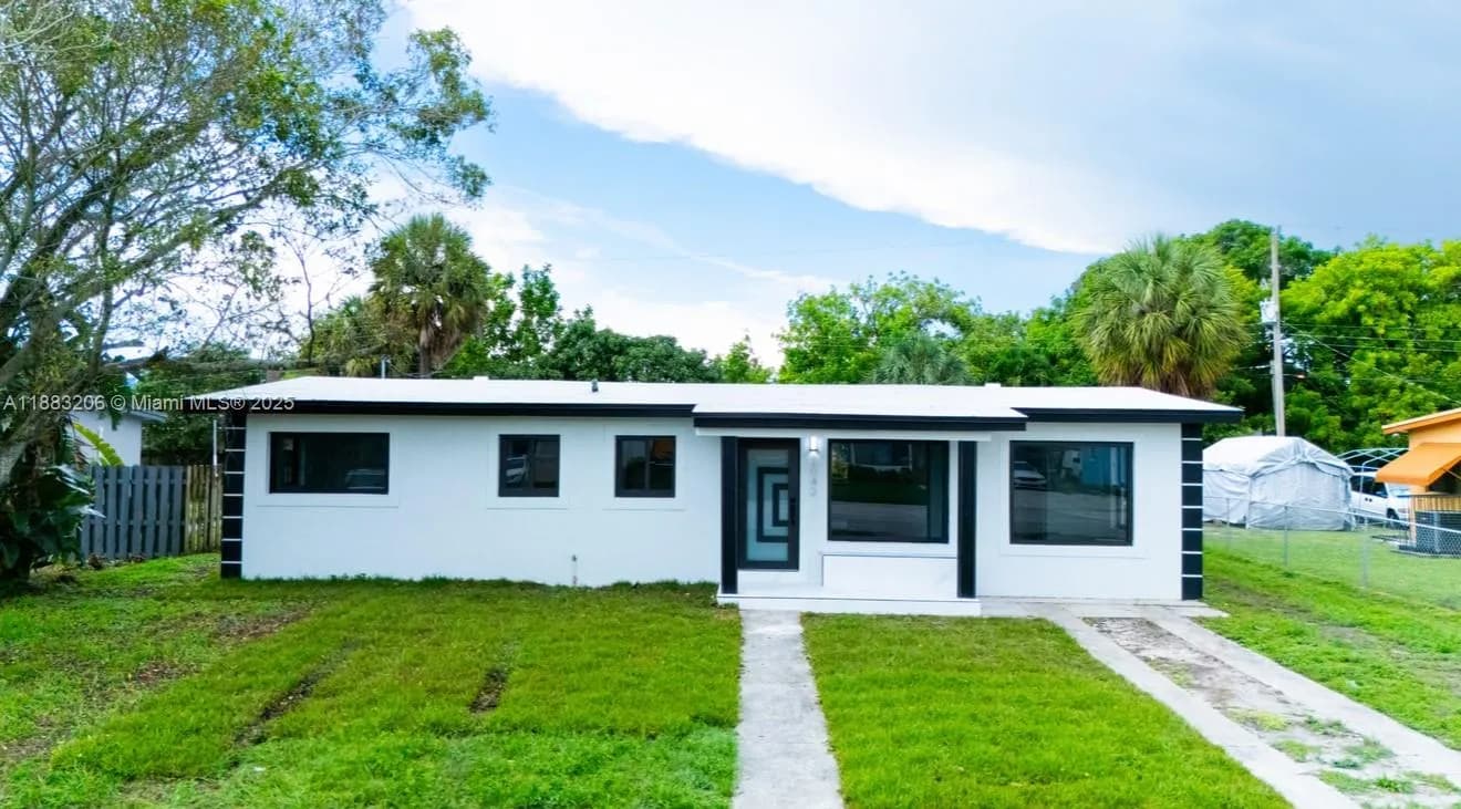 1042 NW 13th St, Fort Lauderdale FL 33311