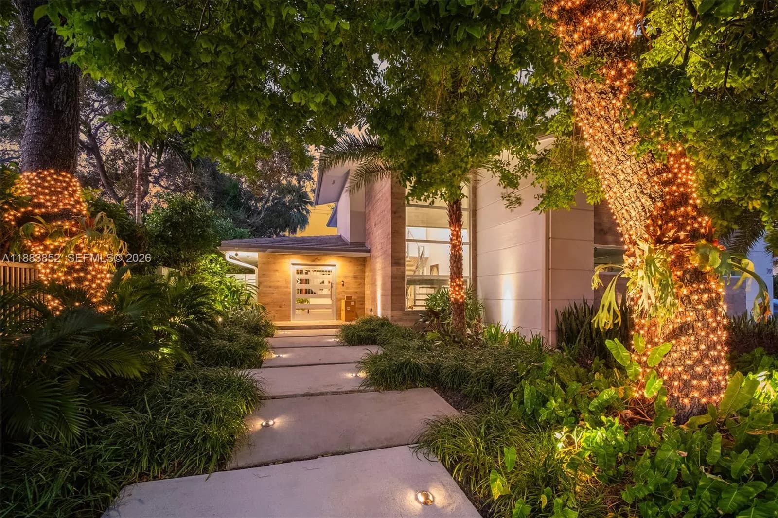 79 W Shore Dr, Miami FL 33133