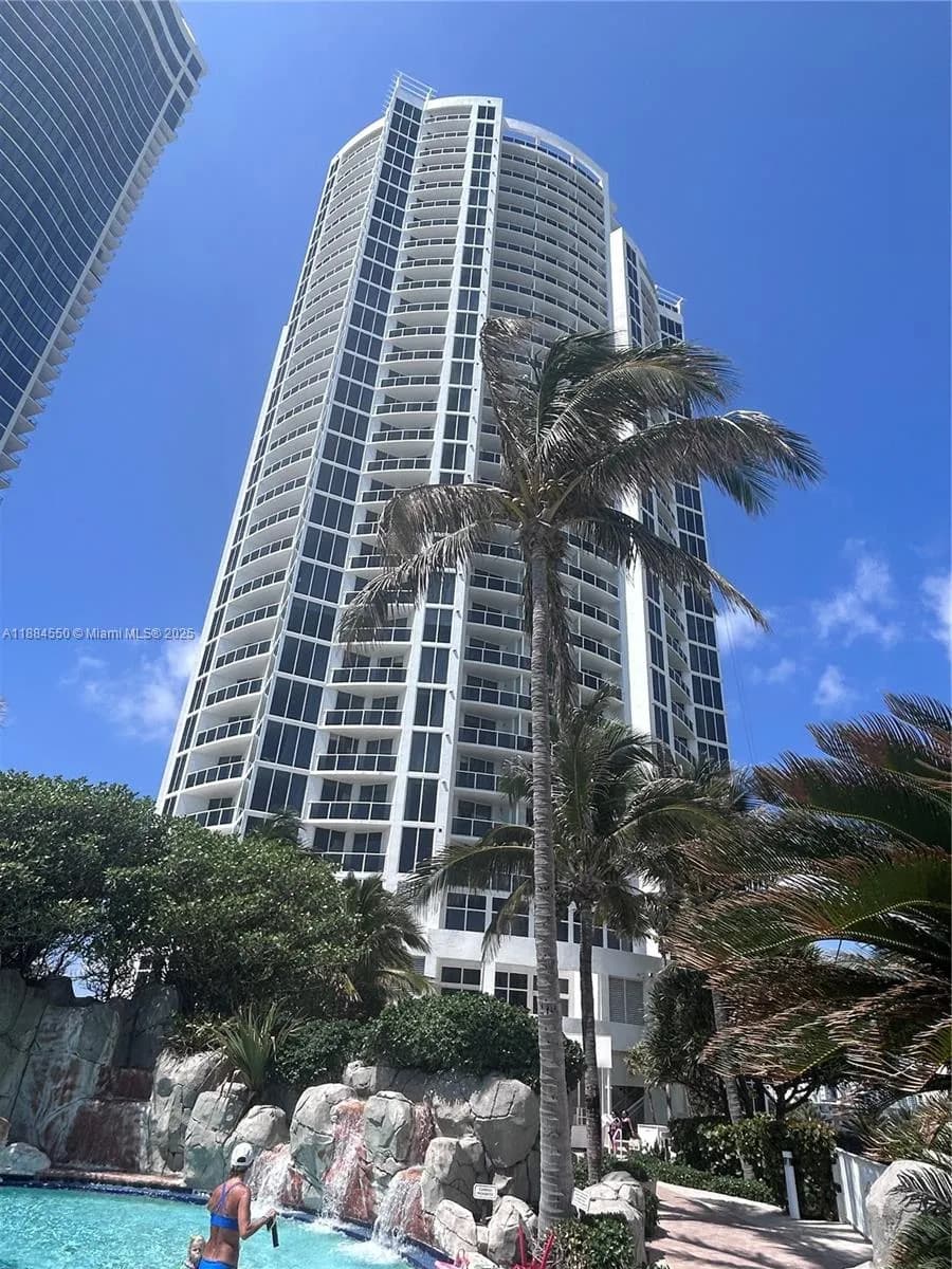 18001 Collins Ave # 2206, Sunny Isles Beach FL 33160