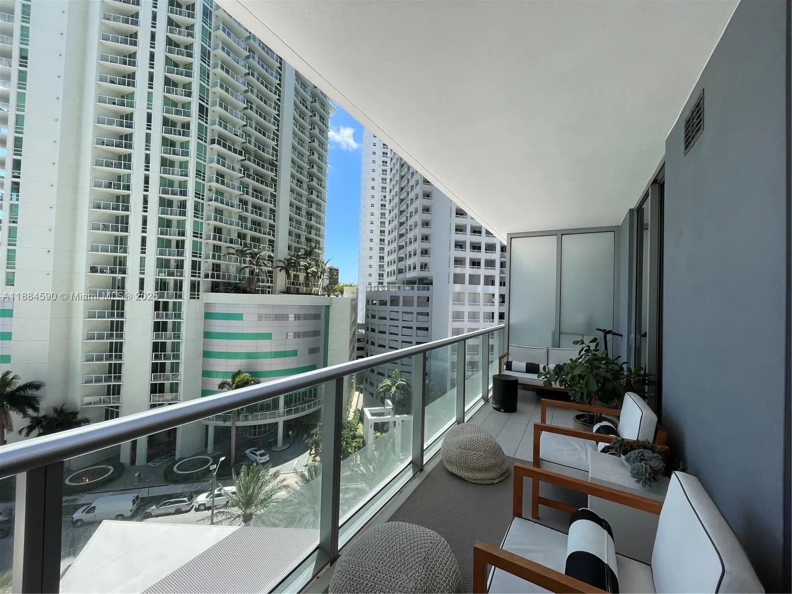 1300 Brickell Bay Dr # 806, Miami FL 33131