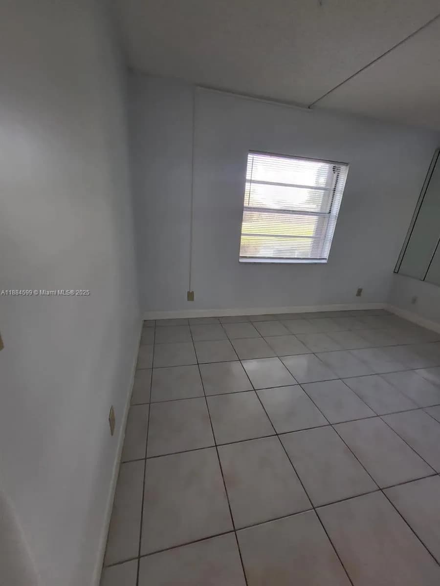 11484 Royal Palm Blvd # 11484, Coral Springs FL 33065