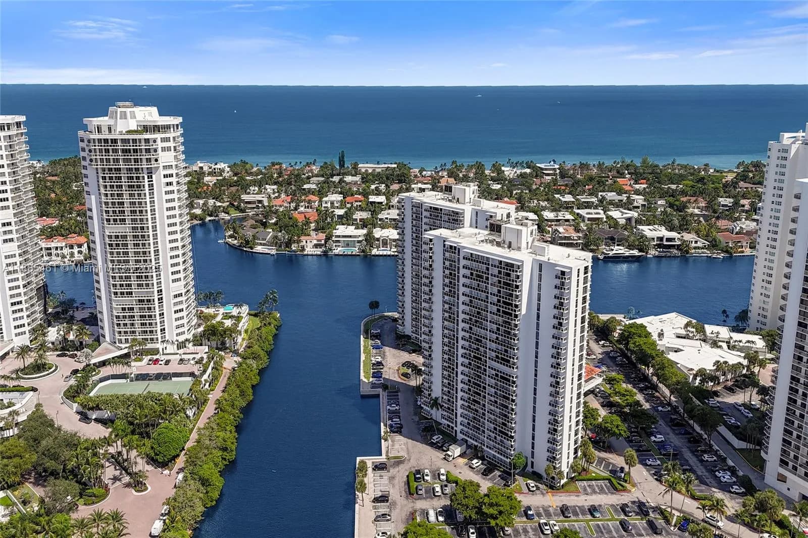 20505 E Country Club Dr # 2233, Aventura FL 33180