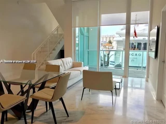 400 Sunny Isles Blvd # 103, Sunny Isles Beach FL 33160