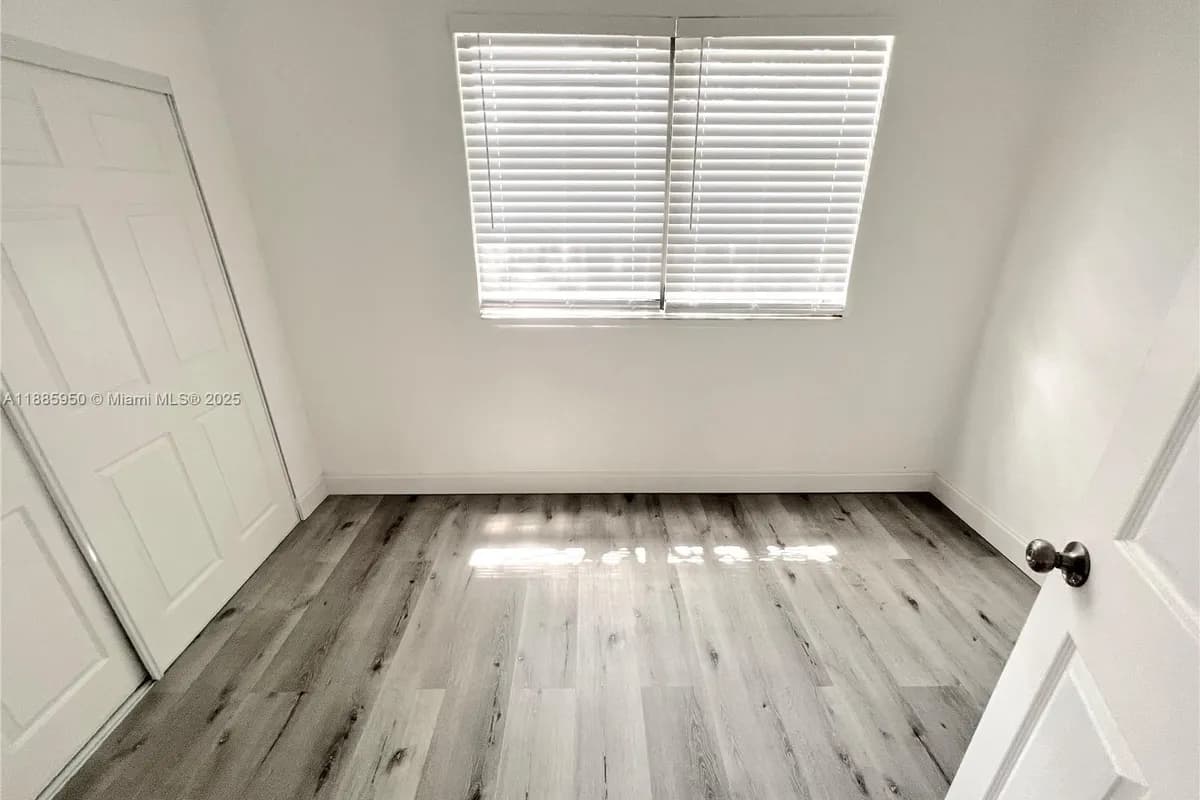 140 NW 124th St, North Miami FL 33168