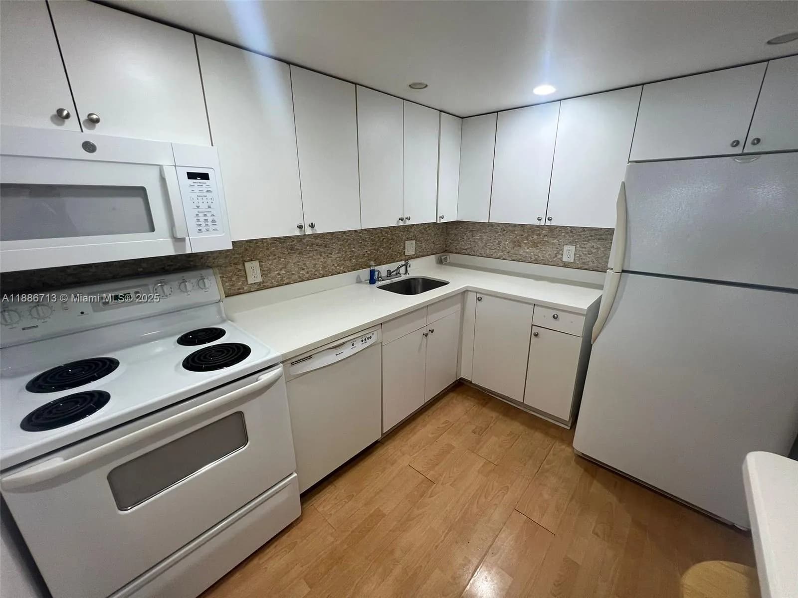 13499 Biscayne Blvd # 1601, North Miami FL 33181