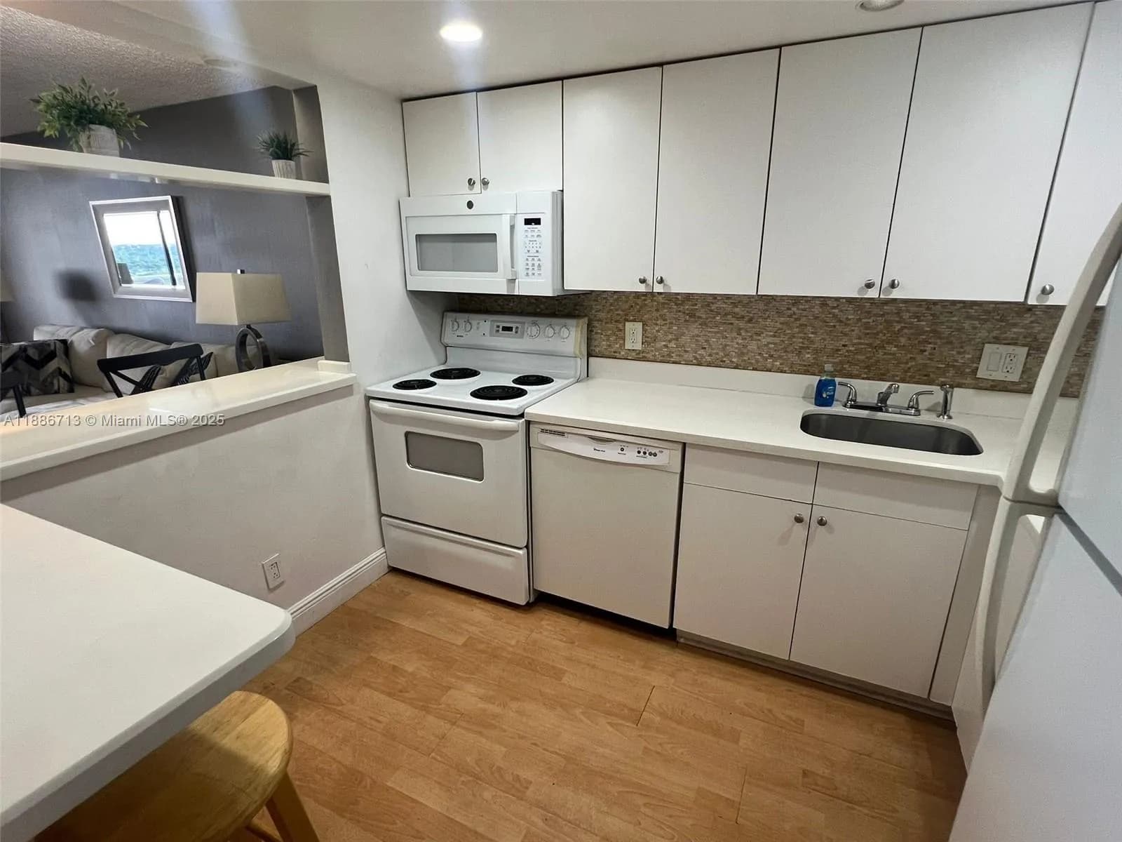 13499 Biscayne Blvd # 1601, North Miami FL 33181