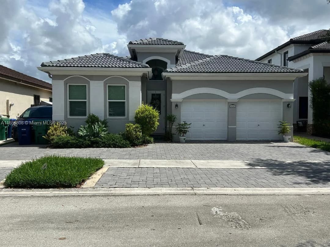 4 bedroom 3 bath for sale at 18247 NW 88th Pl, Hialeah FL 33018