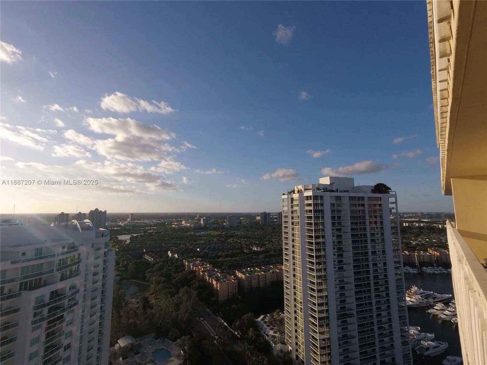 19355 Turnberry Way # 27E, Aventura FL 33180