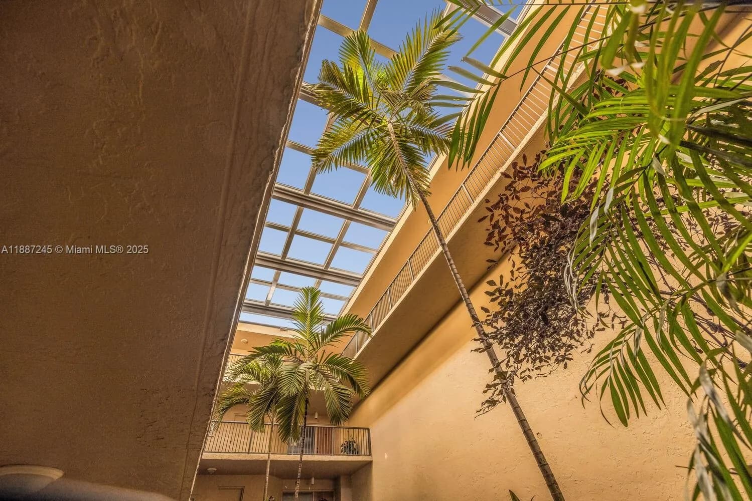 6666 SW 115th Ct # 406, Miami FL 33173