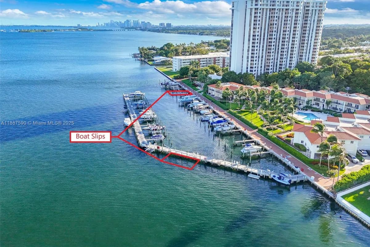 1000 Quayside Ter # 505, Miami FL 33138